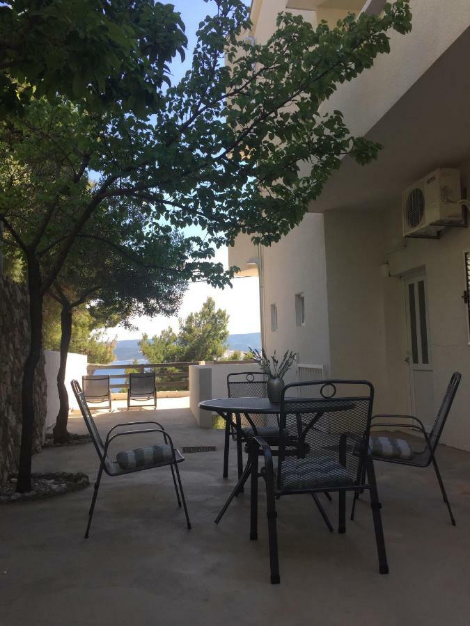 Apartmani Milka I Jozo Омиш Экстерьер фото